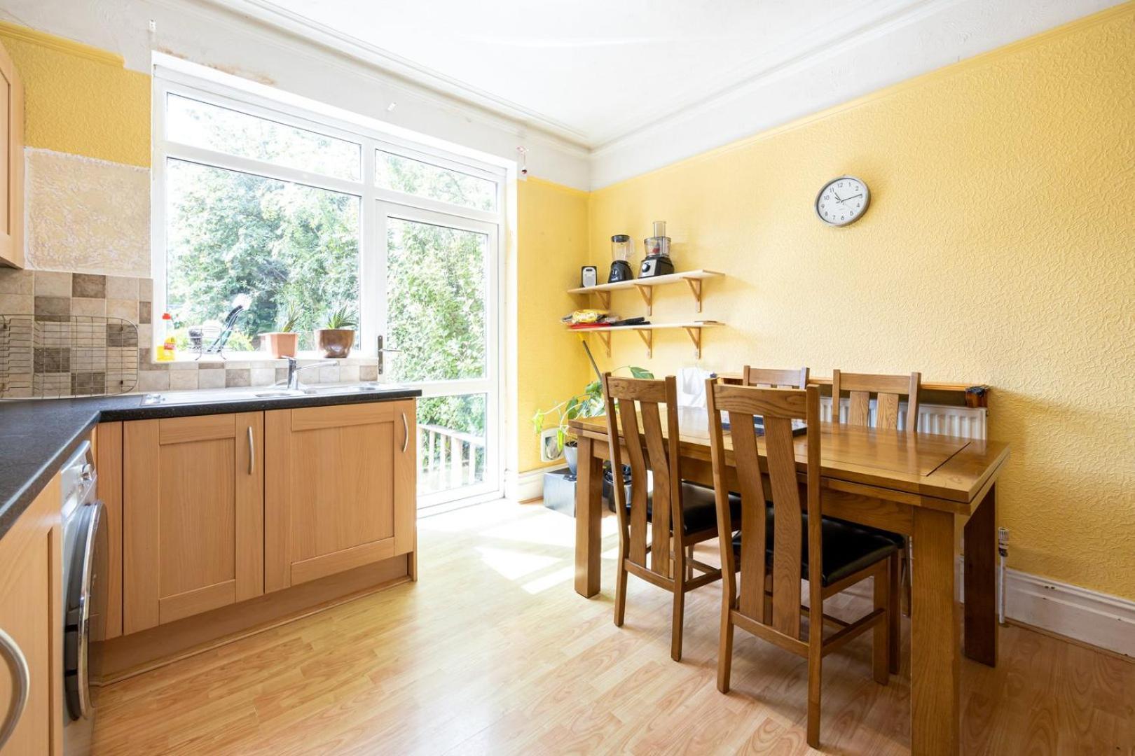 Guestready - Enchanting Life In Gorse Hill 맨체스터 외부 사진